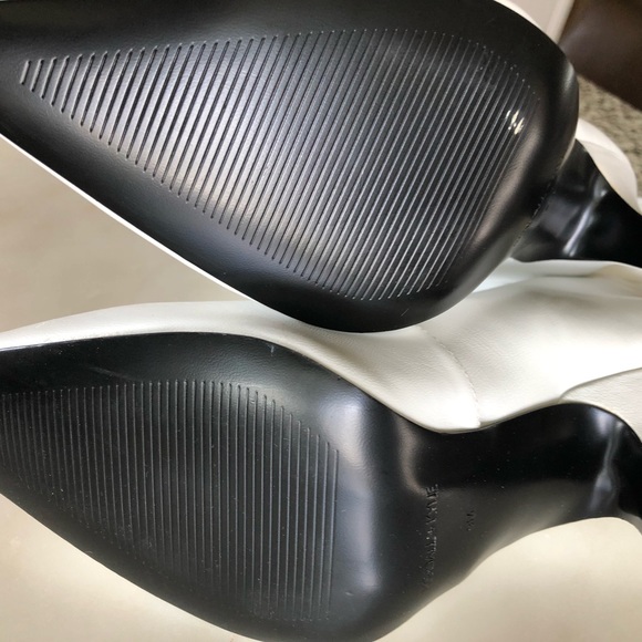 Kendall & Kylie… white pointed boots NWOT - Picture 5 of 16